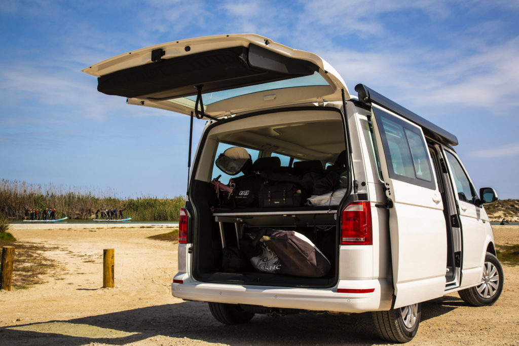 Alquiler de Volkswagen California Beach en Caravanas Osito y Osito Camper Van